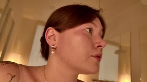 Snapshot of alwayssunnny chatting on July 2026 05:24:01 AM Lilu online show from July 2026 05:24:01 AM
