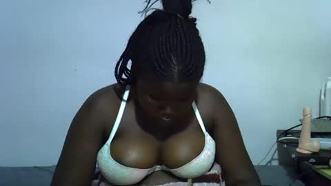 Snapshot of alyabeiby chatting on September 2025 05:07:01 AM alyabeiby online show from September 2025 05:07:01 AM