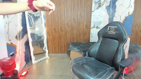 ALYCE  online show from April 2026 11:32:01 AM