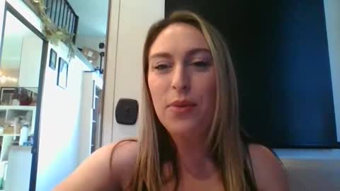 alyjeanne0420 online show from January 2026 09:30:02 PM