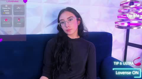 sopie online show from December 2024 05:11:02 PM