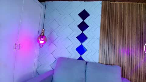 Snapshot of alys_molly chatting on October 2025 07:01:02 PM sopie online show from October 2025 07:01:02 PM