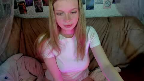 Snapshot of alysameow chatting on May 2026 10:07:01 PM Alysa 7GMT online show from May 2026 10:07:01 PM