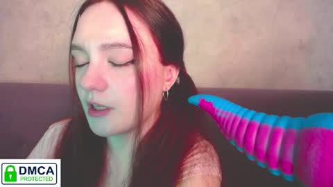 Snapshot of alyssa__scarlet chatting on October 2025 09:43:01 AM Alyssa online show from October 2025 09:43:01 AM