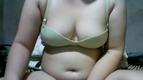 Snapshot of alyssa_hope chatting on March 2025 06:33:02 AM alyssa_hope online show from March 2025 06:33:02 AM