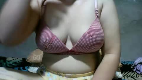 Snapshot of alyssa_hope chatting on March 2025 05:44:02 AM alyssa_hope online show from March 2025 05:44:02 AM