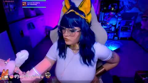  . Monday to Saturday at 10pm and 6am Colombia time online show from October 2025 03:03:02 AM