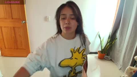 alyssia wolds online show from April 2026 04:35:01 PM