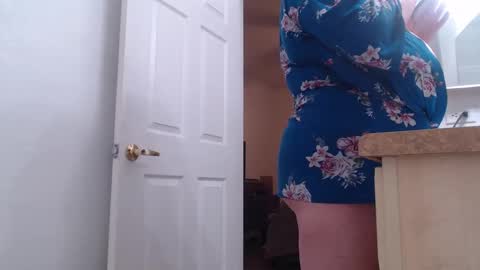 Alyssiaamorexo online show from January 2025 07:12:01 PM