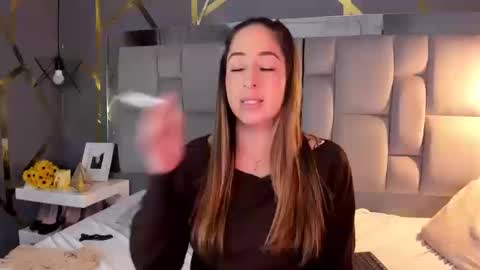 Alyze make feel hot as hell online show from October 2025 11:27:02 PM