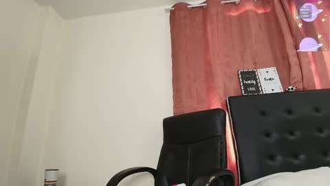 Snapshot of amabella_w chatting on February 2025 07:57:02 PM Isabella online show from February 2025 07:57:02 PM