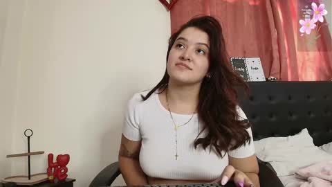 Snapshot of amabella_w chatting on February 2025 07:44:02 PM Isabella online show from February 2025 07:44:02 PM