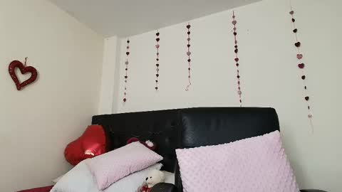 Snapshot of amabella_w chatting on February 2025 10:58:01 PM Isabella online show from February 2025 10:58:01 PM