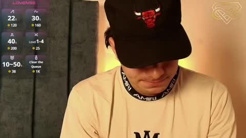 Amadeo Wild online show from December 2024 06:46:01 PM