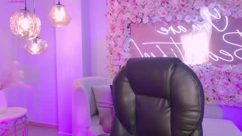 Amaia Haywood online show from December 2025 06:34:02 AM