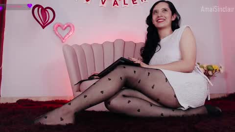 Snapshot of amaisinclair chatting on February 2025 12:19:01 PM Amai Sinclair online show from February 2025 12:19:01 PM
