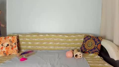 Amalia online show from November 2025 08:07:01 AM