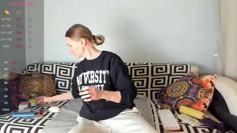 Amalia online show from December 2025 11:06:02 AM