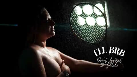 Snapshot of amalia_rosse_ chatting on October 2025 11:05:02 PM Amalia Im Back See you soon this January 7 at 10 pm Colombia time online show from October 2025 11:05:02 PM