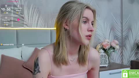 Snapshot of amaliabell chatting on December 2024 01:40:02 PM Amalia online show from December 2024 01:40:02 PM