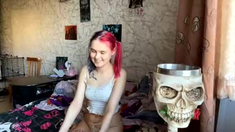 Amaliajess online show from April 2026 01:59:01 PM