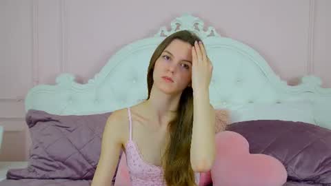 Snapshot of amalialima chatting on June 2026 04:37:01 AM AmaliaLima online show from June 2026 04:37:01 AM