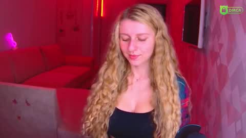 Amalia online show from December 2025 03:06:01 PM