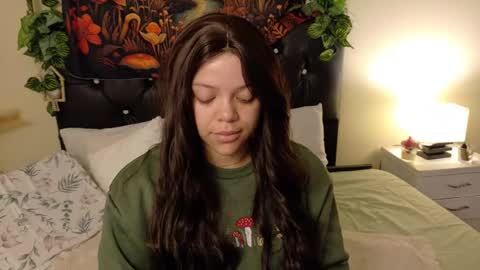         online show from October 2025 12:03:01 PM