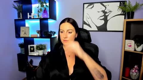 Amanda online show from March 2026 06:33:01 PM