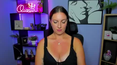 Amanda online show from June 2026 01:53:02 PM