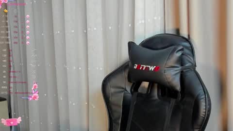 amanda_di online show from October 2025 12:14:02 PM