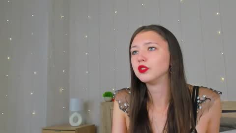 Amanda online show from October 2025 07:43:01 AM