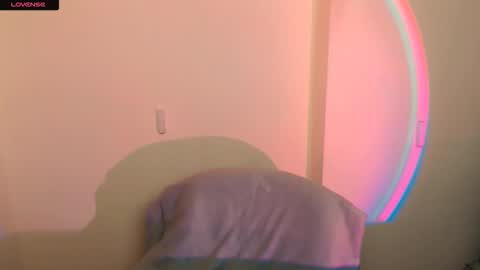 Amanda online show from October 2025 08:29:01 AM