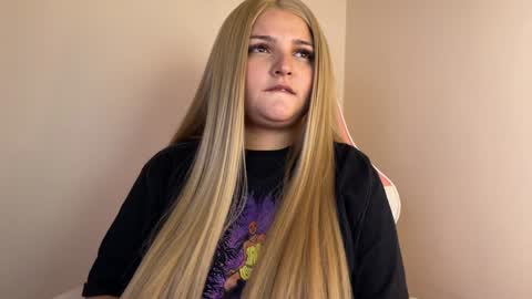 Amandha online show from January 2025 08:47:02 PM