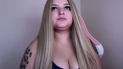 Amandha online show from January 2025 07:53:02 PM