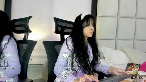 Amara Grant online show from January 2025 01:39:01 AM