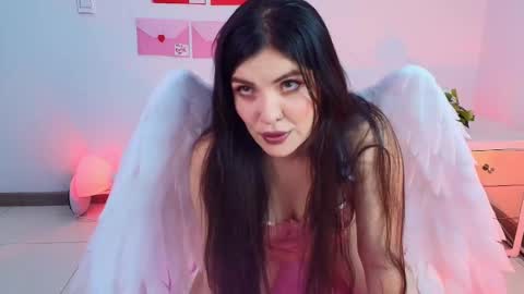 Amara Vega  online show from February 2025 01:38:02 PM