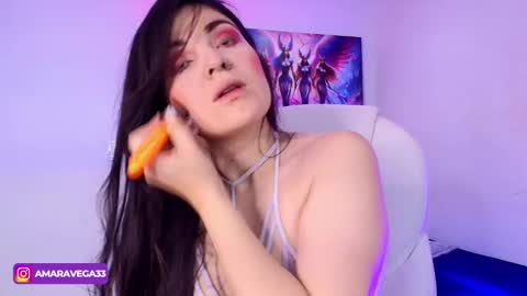 Amara Vega  online show from March 2025 11:40:01 AM
