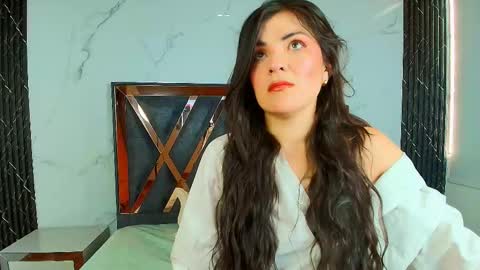 Amara Vega  online show from September 2025 11:54:02 AM