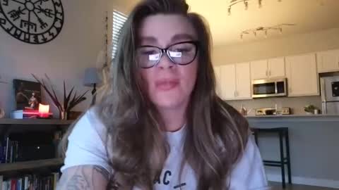 Amara Jezebel online show from October 2025 04:35:01 PM