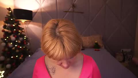 Sofia online show from December 2025 08:27:01 PM