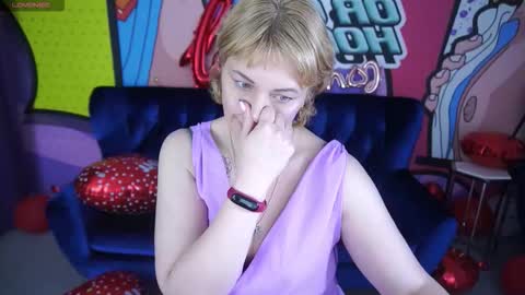 Sofia online show from February 2026 09:00:02 PM