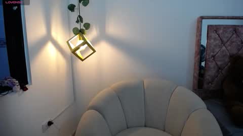 Snapshot of amaranta_roouse chatting on September 2025 10:38:02 AM amaranta_roouse online show from September 2025 10:38:02 AM