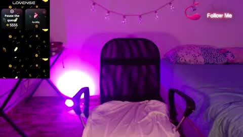 Snapshot of amarantha_naughty chatting on January 2025 10:35:02 PM Amarantha online show from January 2025 10:35:02 PM