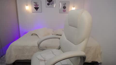 Amarantha online show from January 2025 04:20:01 PM