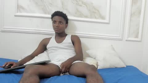 Snapshot of amare_25 chatting on September 2025 07:58:02 PM Amare online show from September 2025 07:58:02 PM