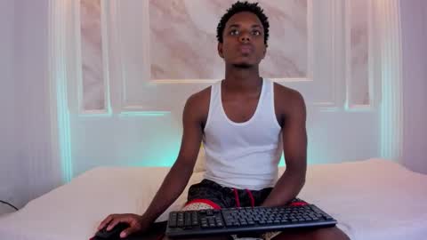 Snapshot of amare_25 chatting on September 2025 08:21:01 PM Amare online show from September 2025 08:21:01 PM