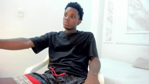 Amare online show from October 2025 07:37:01 PM