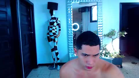 Snapshot of amateur_morbid chatting on February 2025 01:30:02 PM Husain junior lian dante and mask online show from February 2025 01:30:02 PM