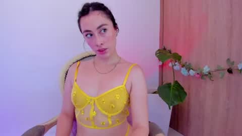 Snapshot of amatista_4 chatting on July 2026 04:33:02 PM Amatista online show from July 2026 04:33:02 PM